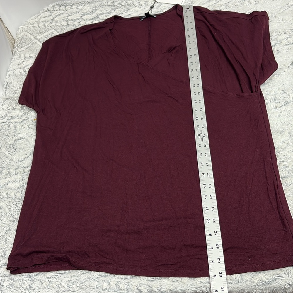 Universal Standard Deep Burgundy Short Sleeve V-Neck Large - Picture 5 of 9